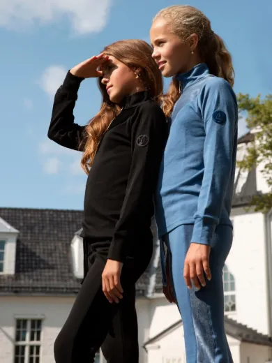 Bilde av WoolLand Sirdal Top Girl Black